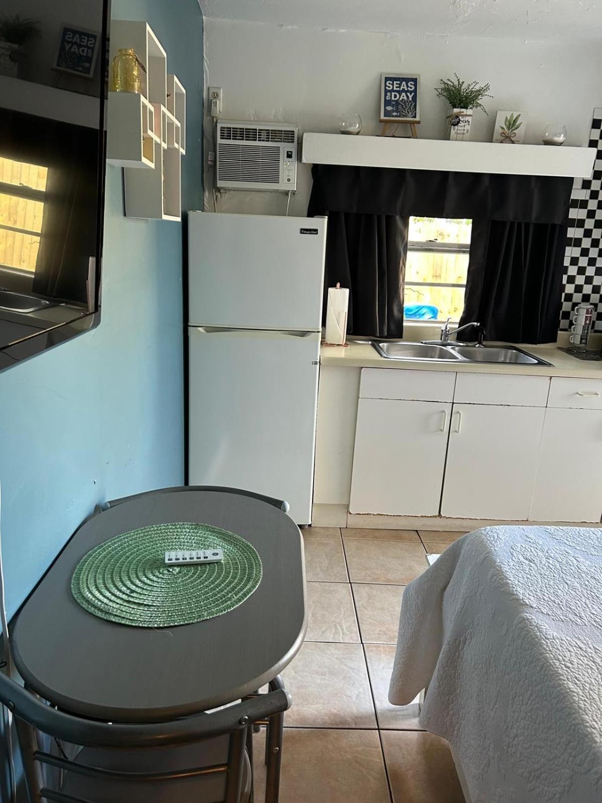 Mini Studio: 10 Min/Siesta Key/Private Entrance/ 萨拉索塔 外观 照片